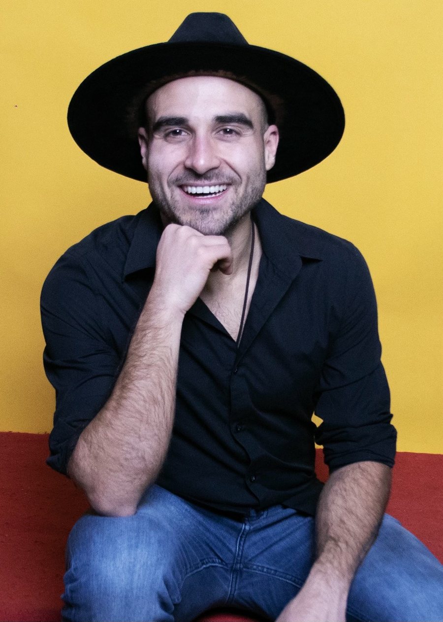 Robert Simoes, founder of Aqua Flamingo Labs